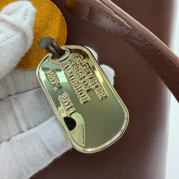 R.Riveter ELEANOR TOTE Chocolate Leather - Picture 7 of 10